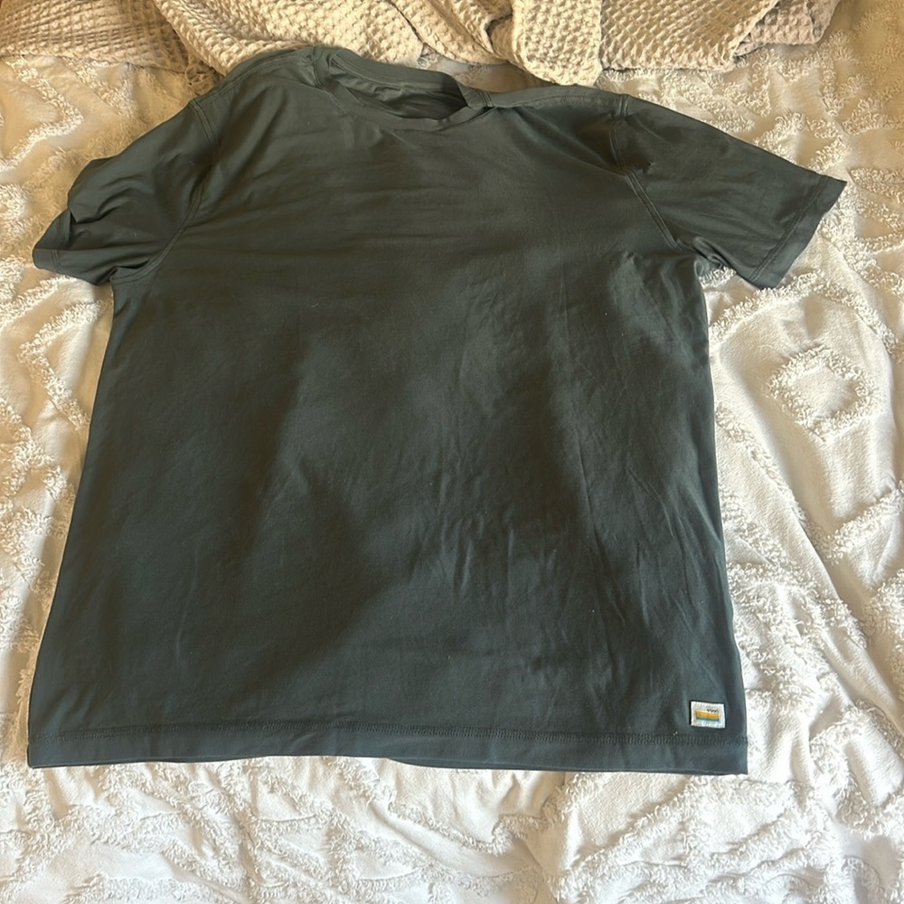 Vuori shirt large green